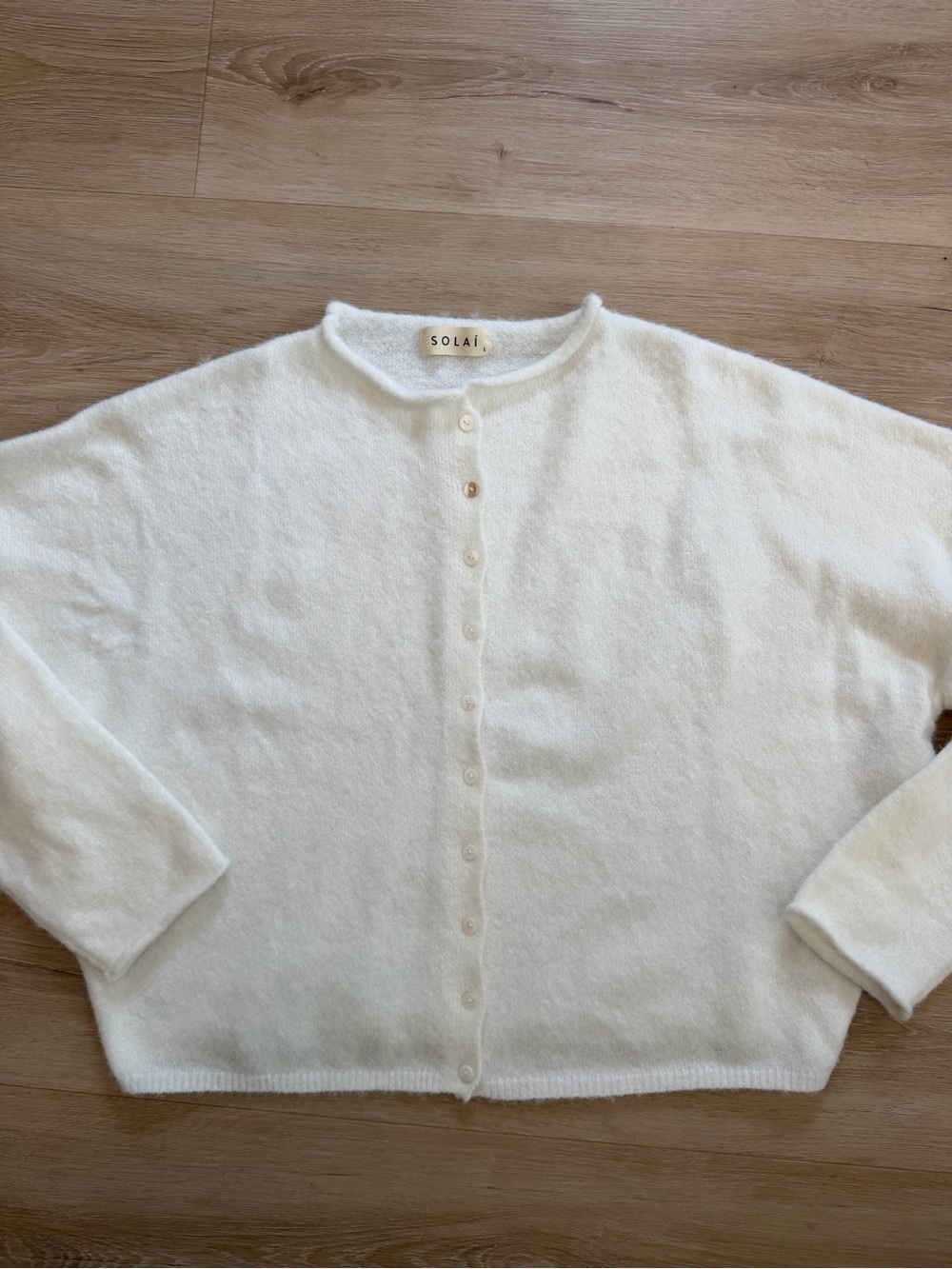 Solai free falling button cardigan - Picture 3 of 6